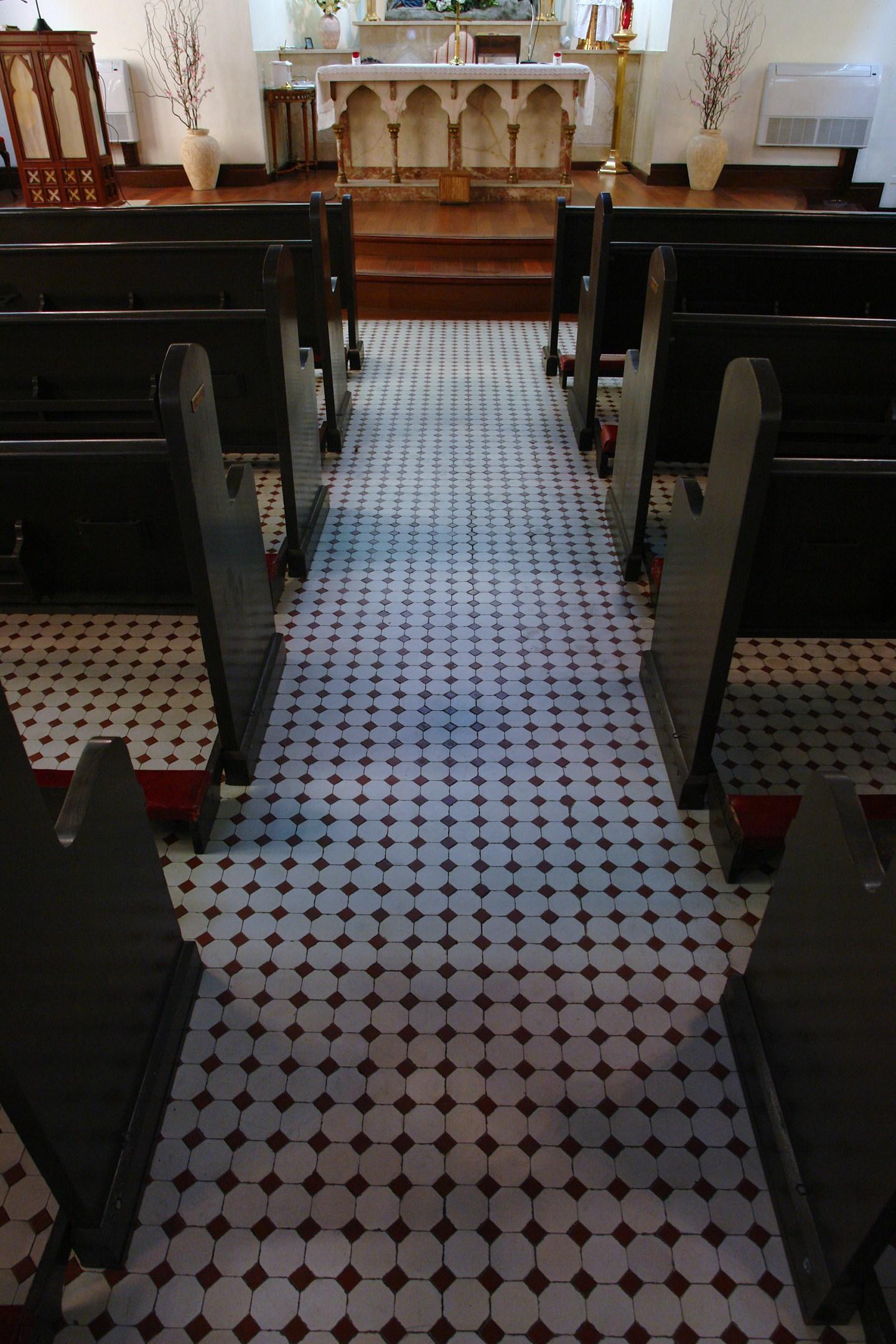 Capilla Nuestra Señora de Lourdes - San Juan (Miramar) - 2011 00091